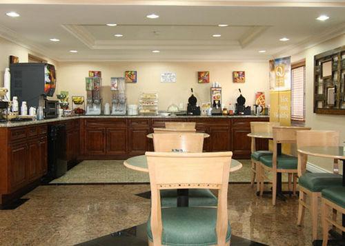 Americas Best Value Inn And Suites Десото Экстерьер фото