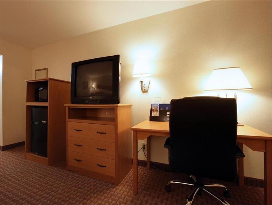Americas Best Value Inn And Suites Десото Экстерьер фото